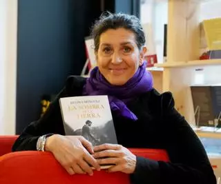 Elvira Mínguez presenta su primera novela en la Feria del Libro de Zamora