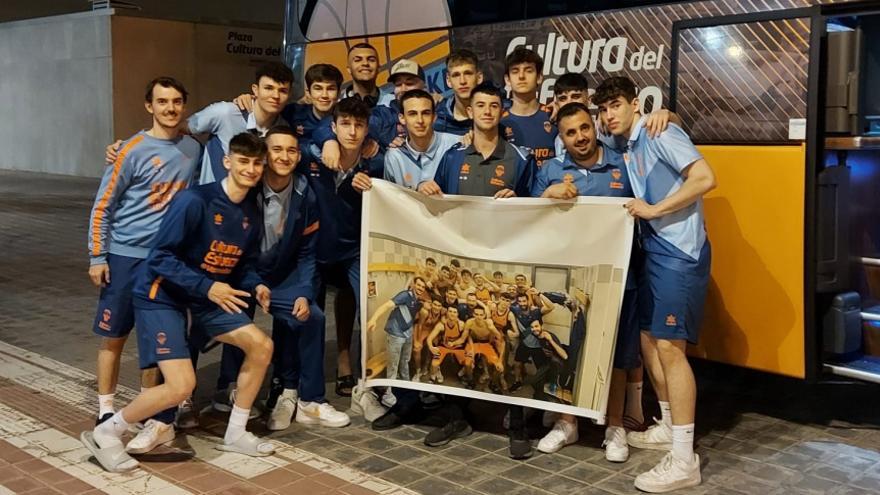 Los cuatro equipos cadetes del Valencia BC, en el Campeonato de España