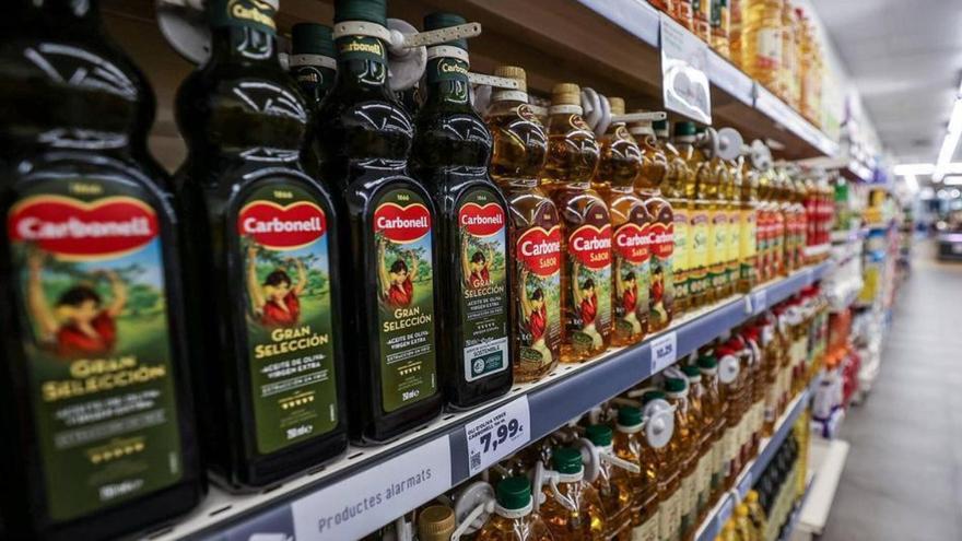 Este supermercado se adelanta y tira el precio del aceite de oliva antes que el resto del mercado