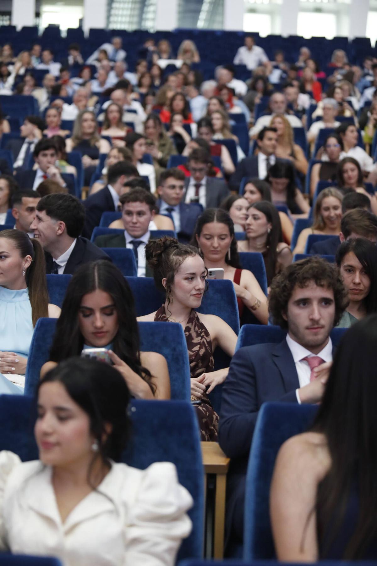 Así fue el acto de graduación de la Facultad de Medicina y Ciencias de la Salud de la Universidad de Oviedo