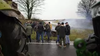 Agricultores franceses llaman a bloquear París a partir del lunes