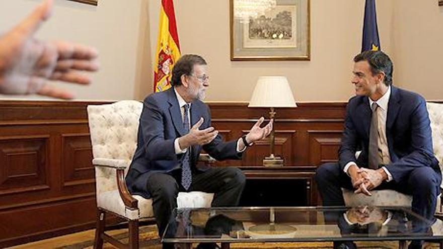 Sánchez: &quot;El PSOE no se doblega ante chantajes&quot;