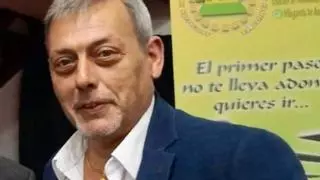 Luis Fernández, secretario de Alcohólicos Rehabilitados de Vilagarcía: «Existe una línea muy fina entre puedo tomar un vino y necesito tomarlo»