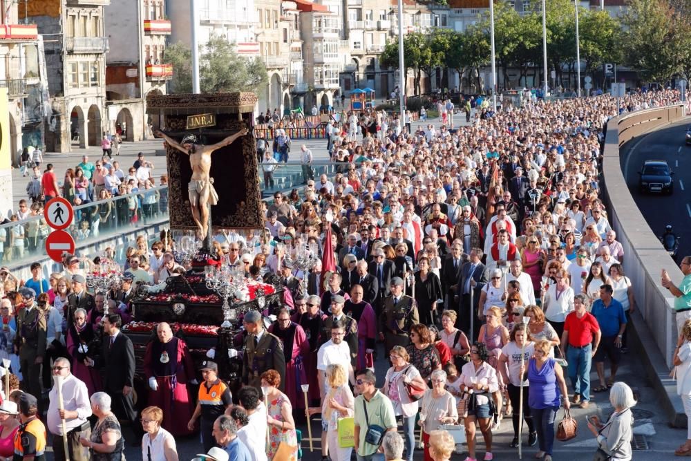 Pasión infinita por el Cristo de la Victoria en Vigo