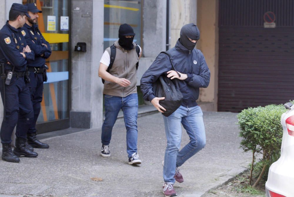 Registre policial a la Fundació Plataforma Educativa de Girona