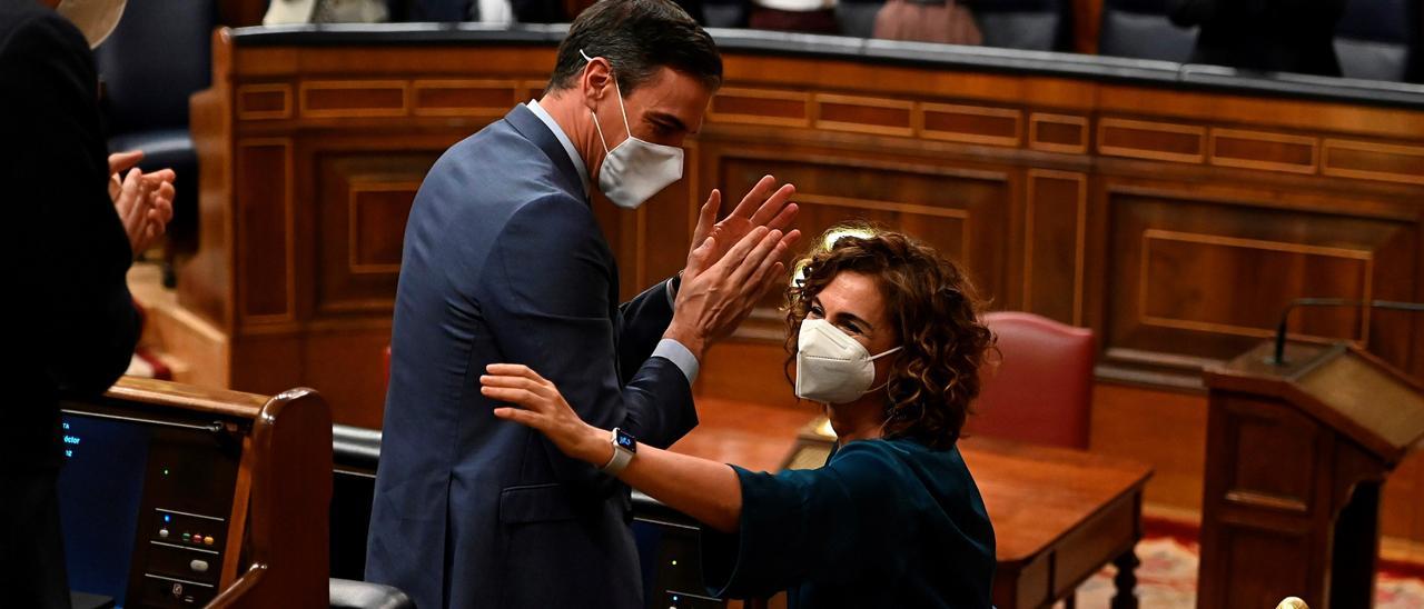 Pedro Sánchez y María Jesús Montero, en una foto de archivo.