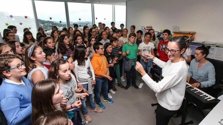 Concierto en el HUCA dedicado a los niños hospitalizados