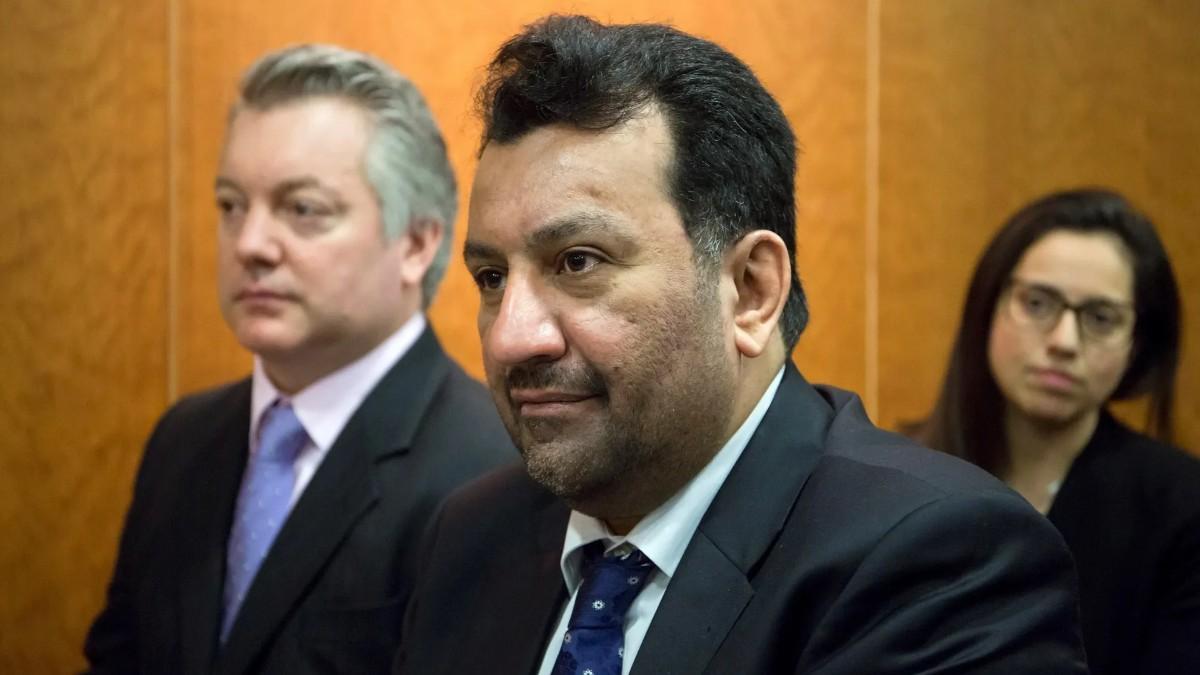 Abdullah Al-Thani, durante el juicio del 'caso BlueBay' en la Ciudad de la Justicia de Málaga