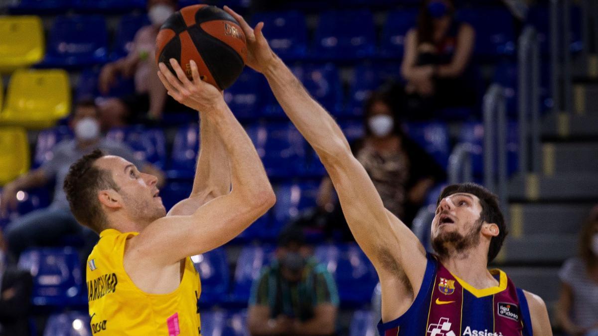 Marcelinho Huertas, en el Palau defendido por Bolmaro