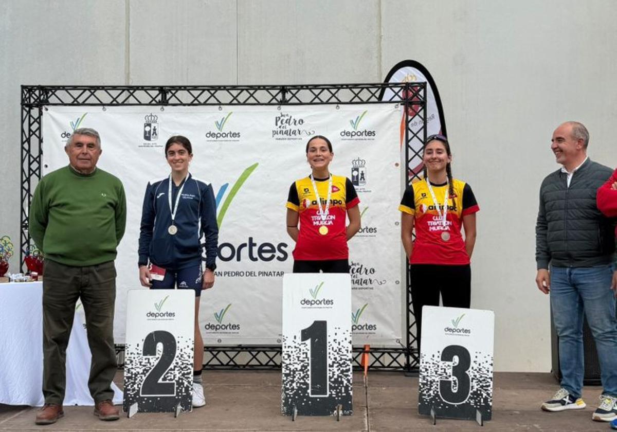 Uno de los podios del duattlón regional escolar. | FTRM