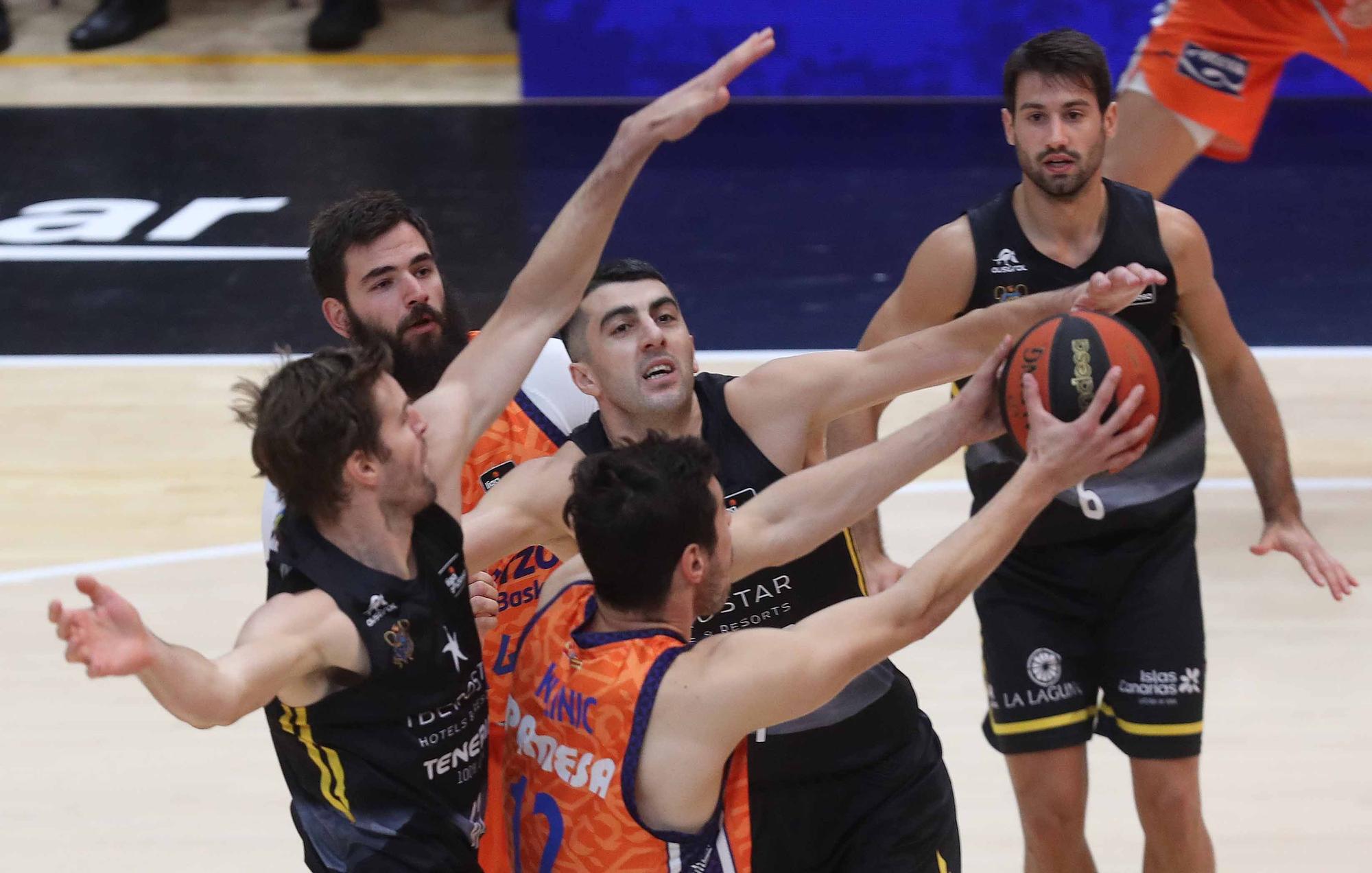 Valencia Basket - Iberostar Tenerife (89-95)