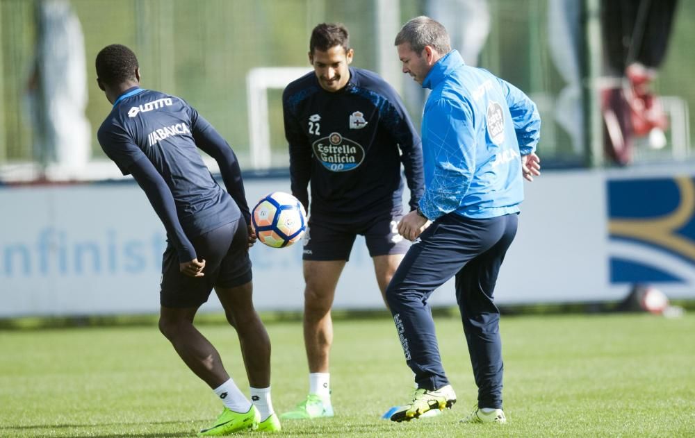 El técnico rebajó la intensidad a dos días de visitar al Valencia. La reincoporación de Celso Borges ha sido la prinicpal novedad.