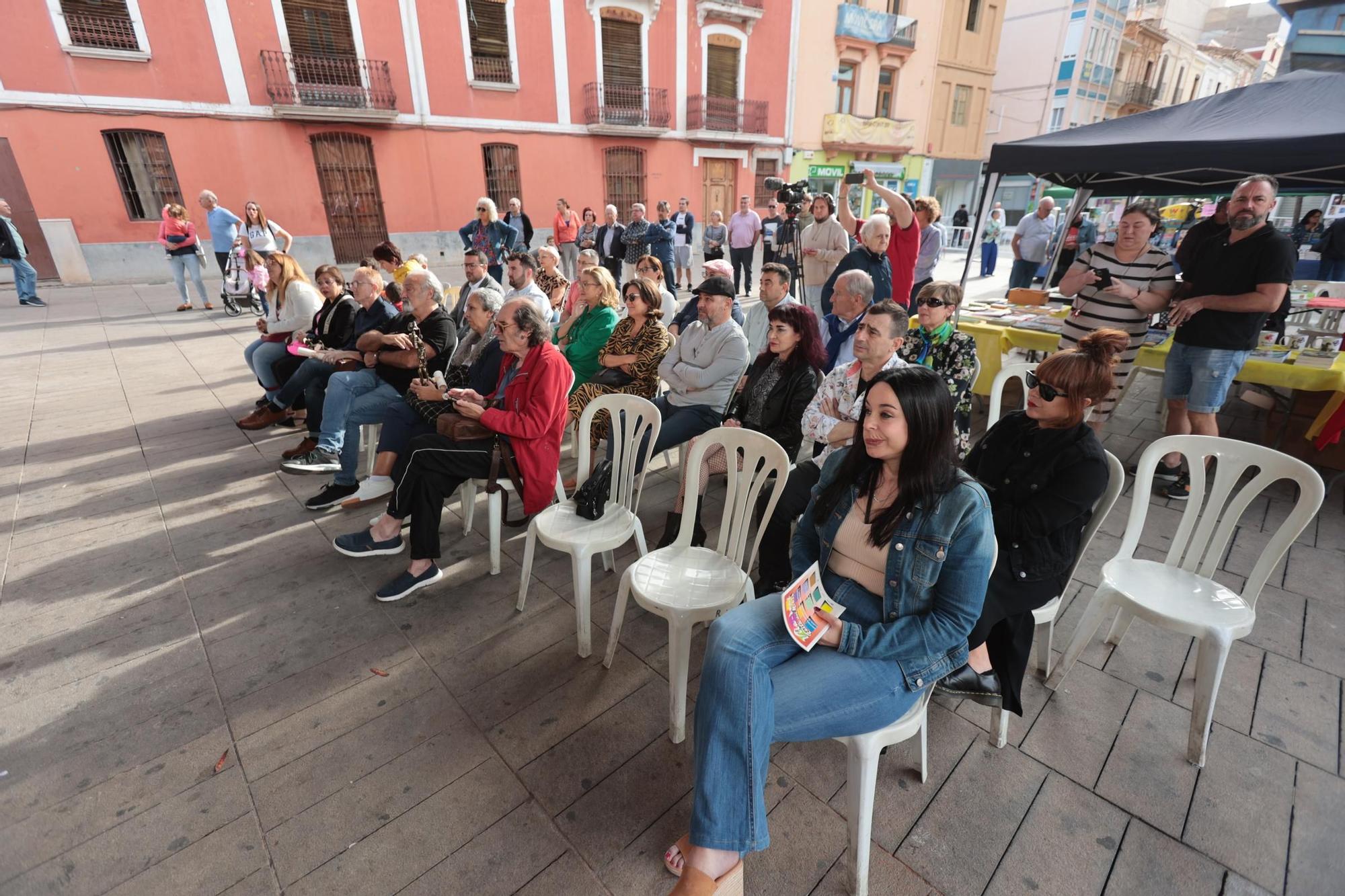 Las fotos de la primera jornada de la Fira del Llibre de Vila-real