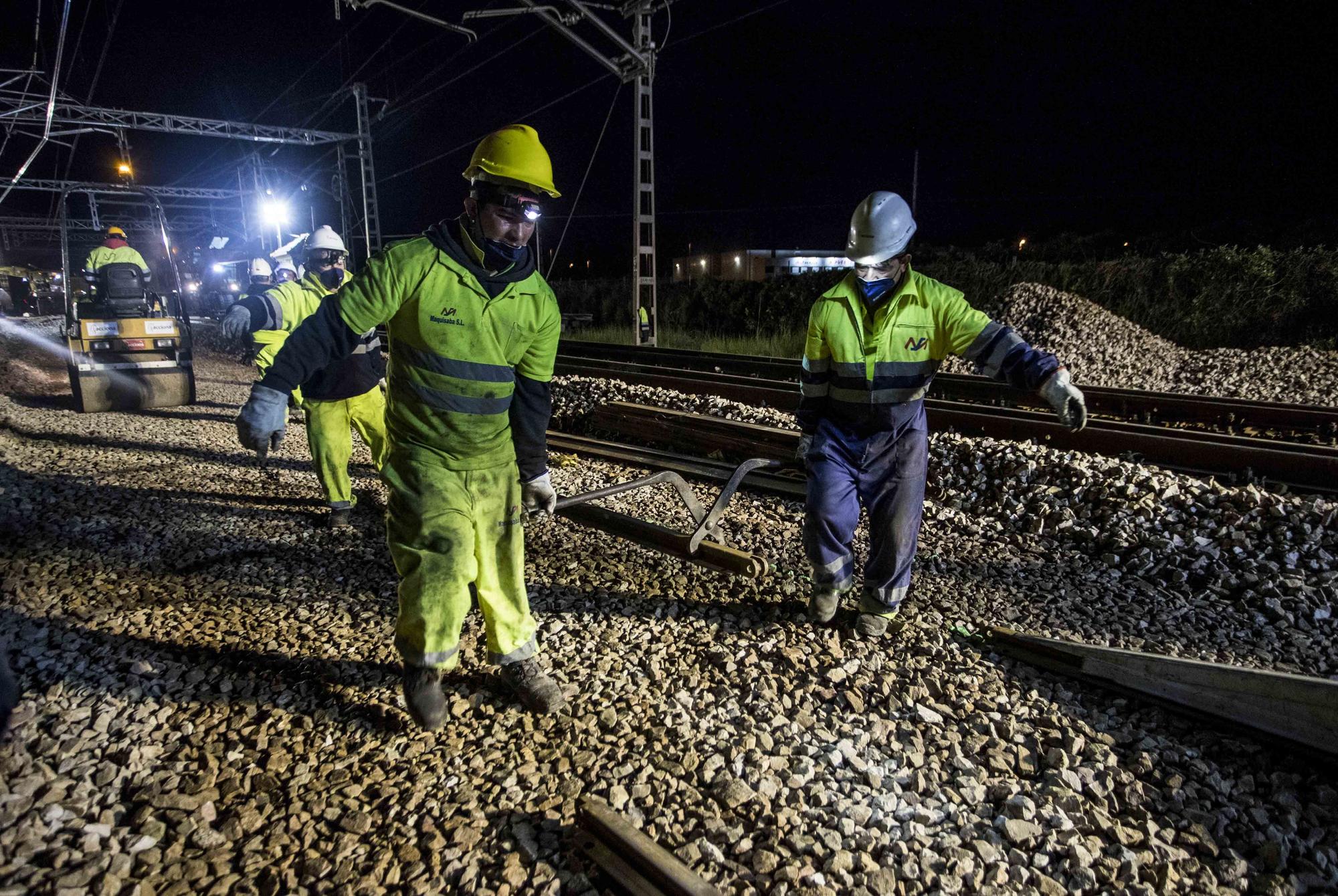 Las obras del tercer hilo en el corredor mediterráneo avanzan en la estación de Massalfassar