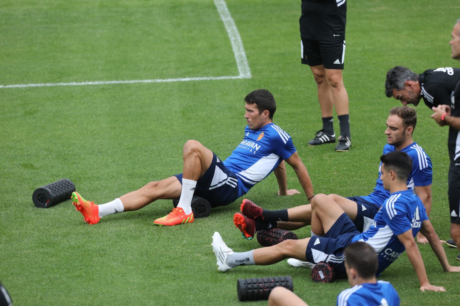 En imágenes | Entrenamiento del Real Zaragoza en La Romareda (08/09/2022)