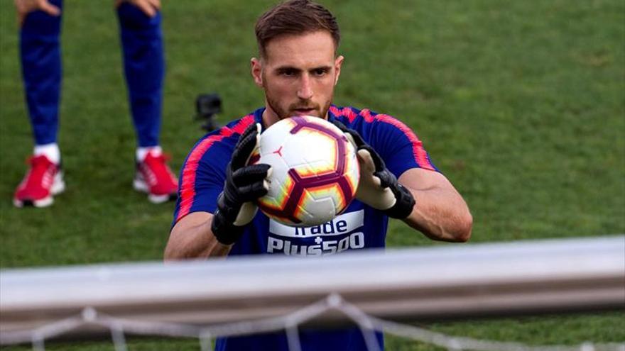 Oblak estará ante la Juve tras el susto en Anoeta