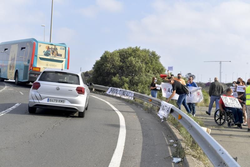 Manifestación de vecinos de Almatriche