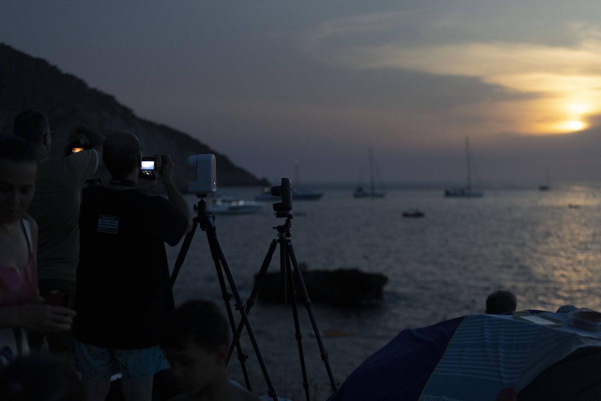 Las imágenes del eclipse del siglo en Mallorca (Port des Canonge)