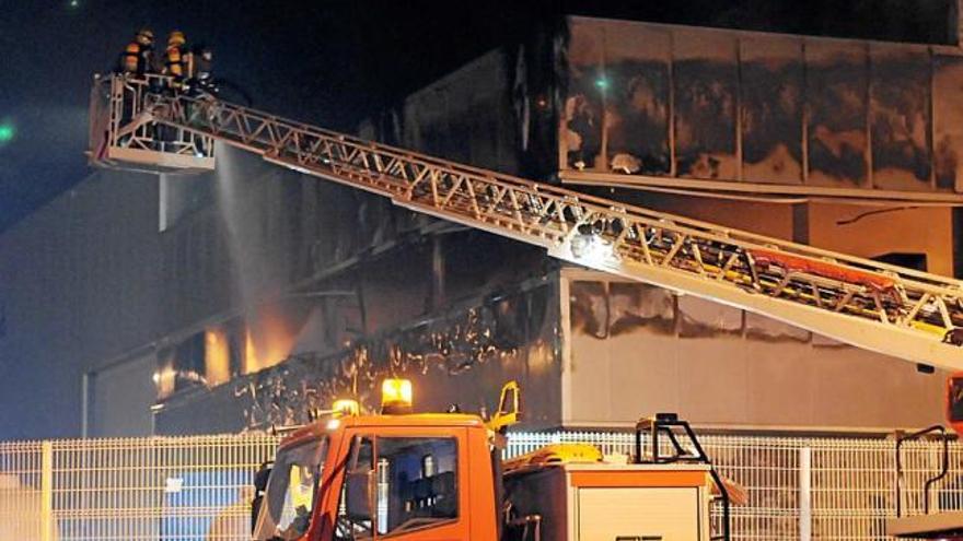 Una foto posterior de l&#039;incendi, poc abans que es donés per controlat