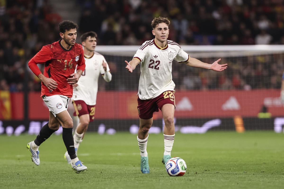Fermín López con la selección