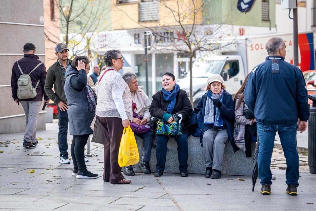 Turistas visitando los monumentos extremeños.