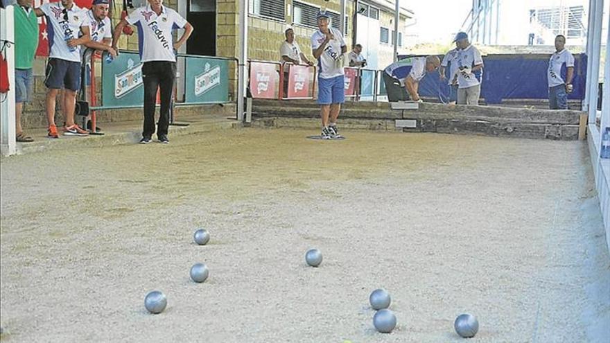 Petanca con mayúsculas