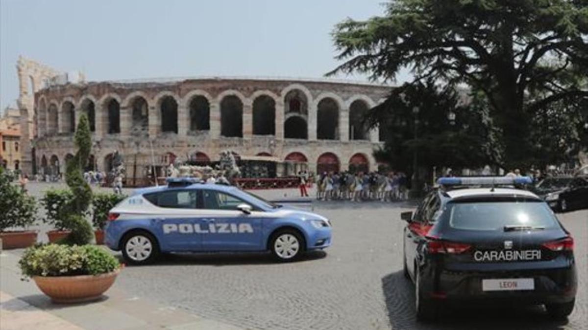 Las primeras unidades de Seat León de la Polizia di Stato y de los Carabinieri.