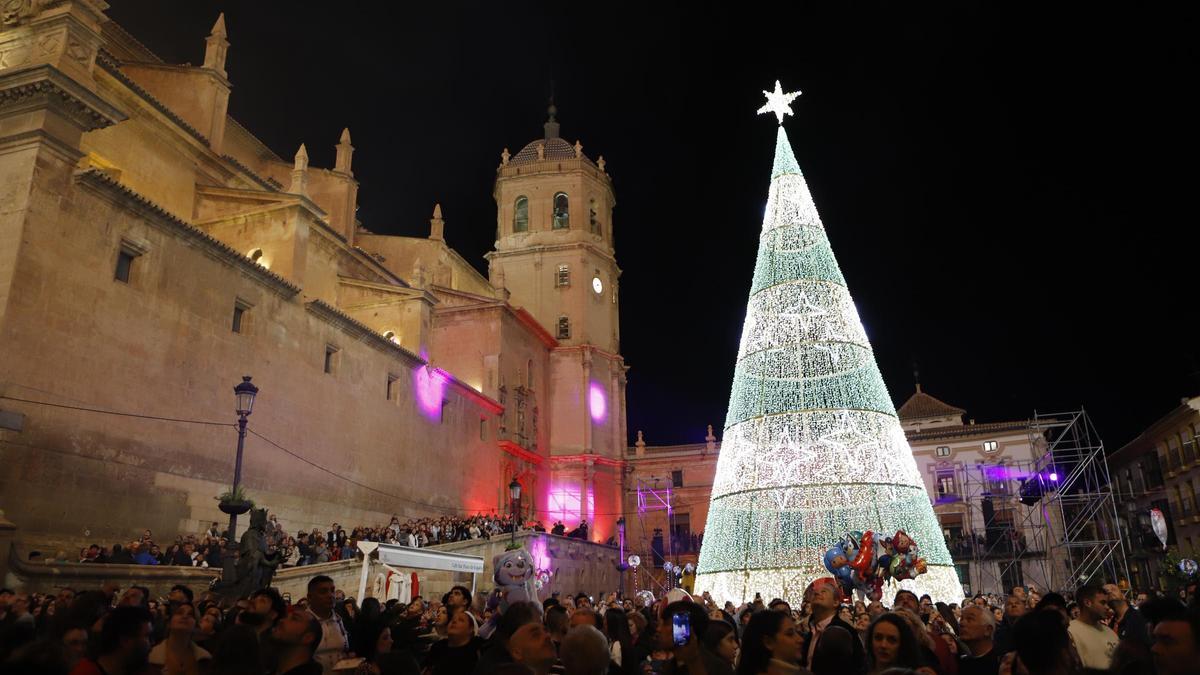 Encendido del árbol celebrado en 2024.