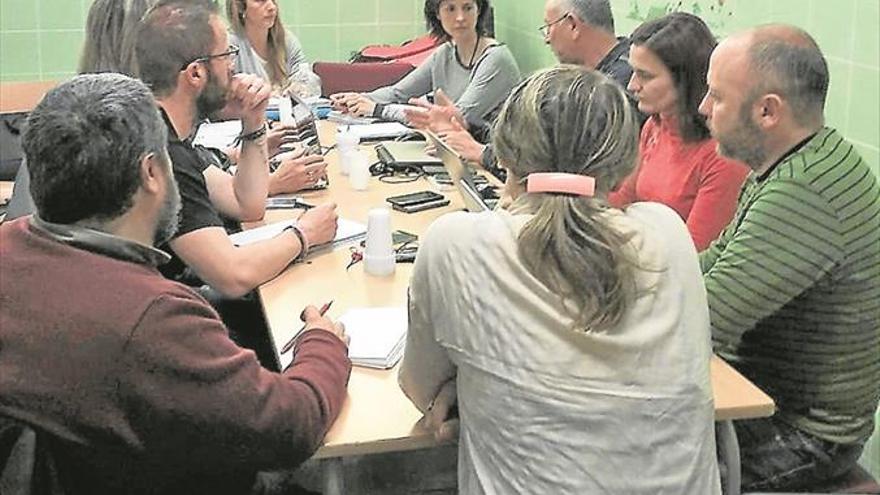 Los directores de Especial denuncian sus «carencias»