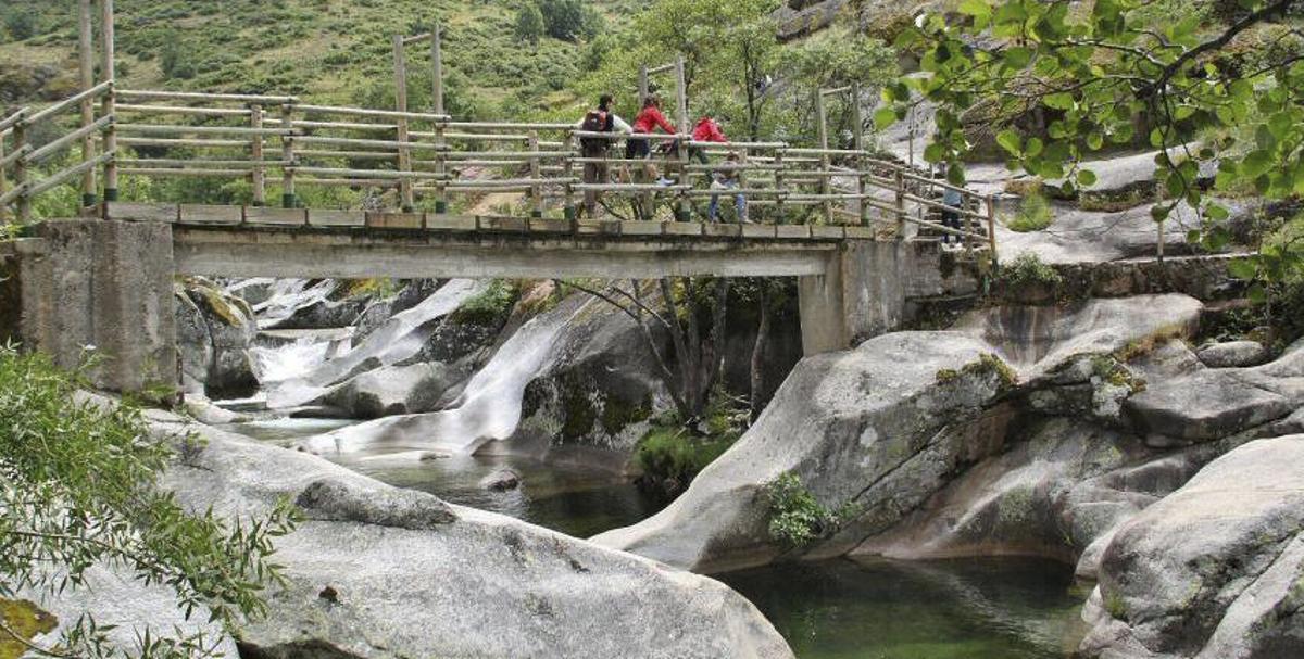 Los Pilones en la Reserva Natural de la Garganta de los Infiernos.
