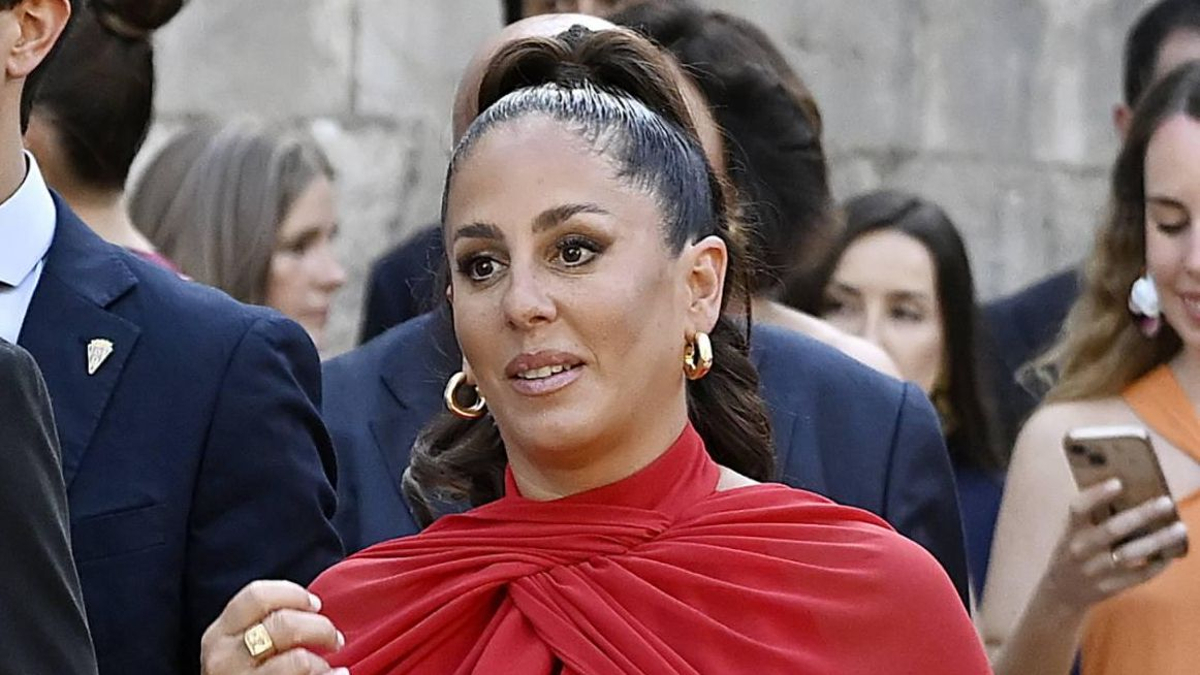 Anabel Pantoja pasa su peor cumpleaños y sufre un percance que la termina por arruinar la semana