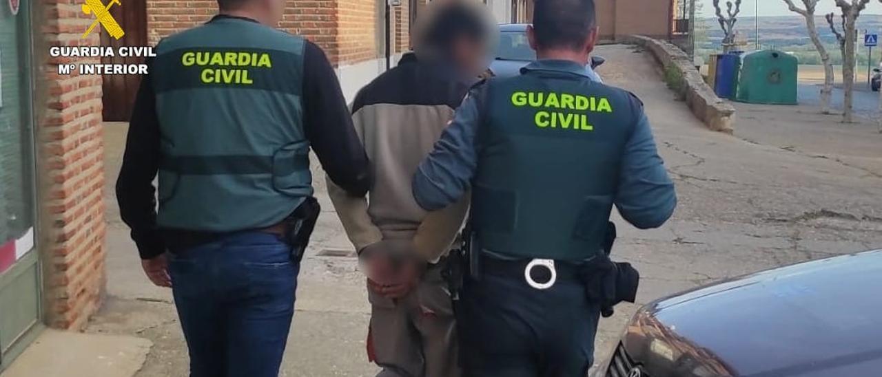 VÍDEO | Así fue la detención del presunto autor del intento de agresión sexual en Toro