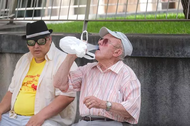 Así se está viviendo la ola de calor extremo en Elda