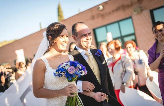 Fotos imprescindibles en tu álbum de boda: La entrada de la novia