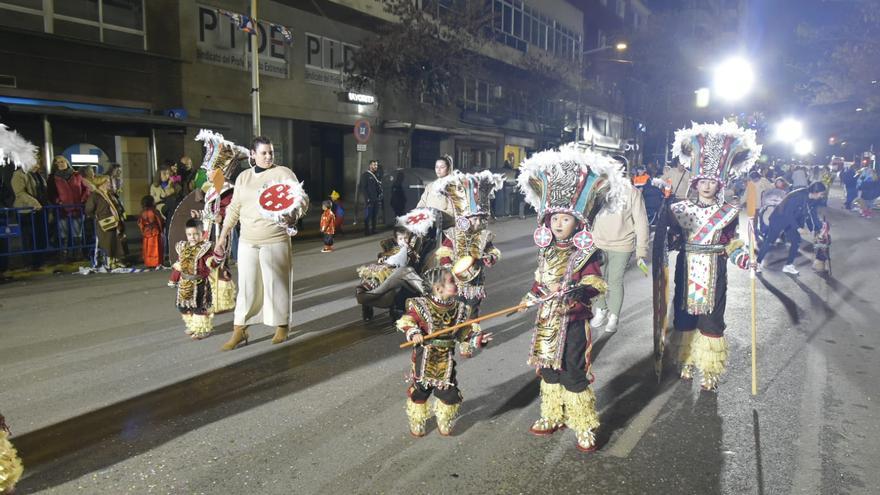 GALERÍA | Mira el desfile de comparsas infantiles de Badajoz