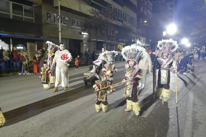 GALERÍA | Mira el desfile de comparsas infantiles de Badajoz