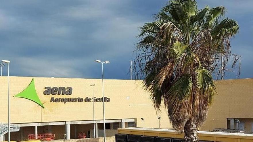 La niebla obliga a desviar siete vuelos de Sevilla a Málaga