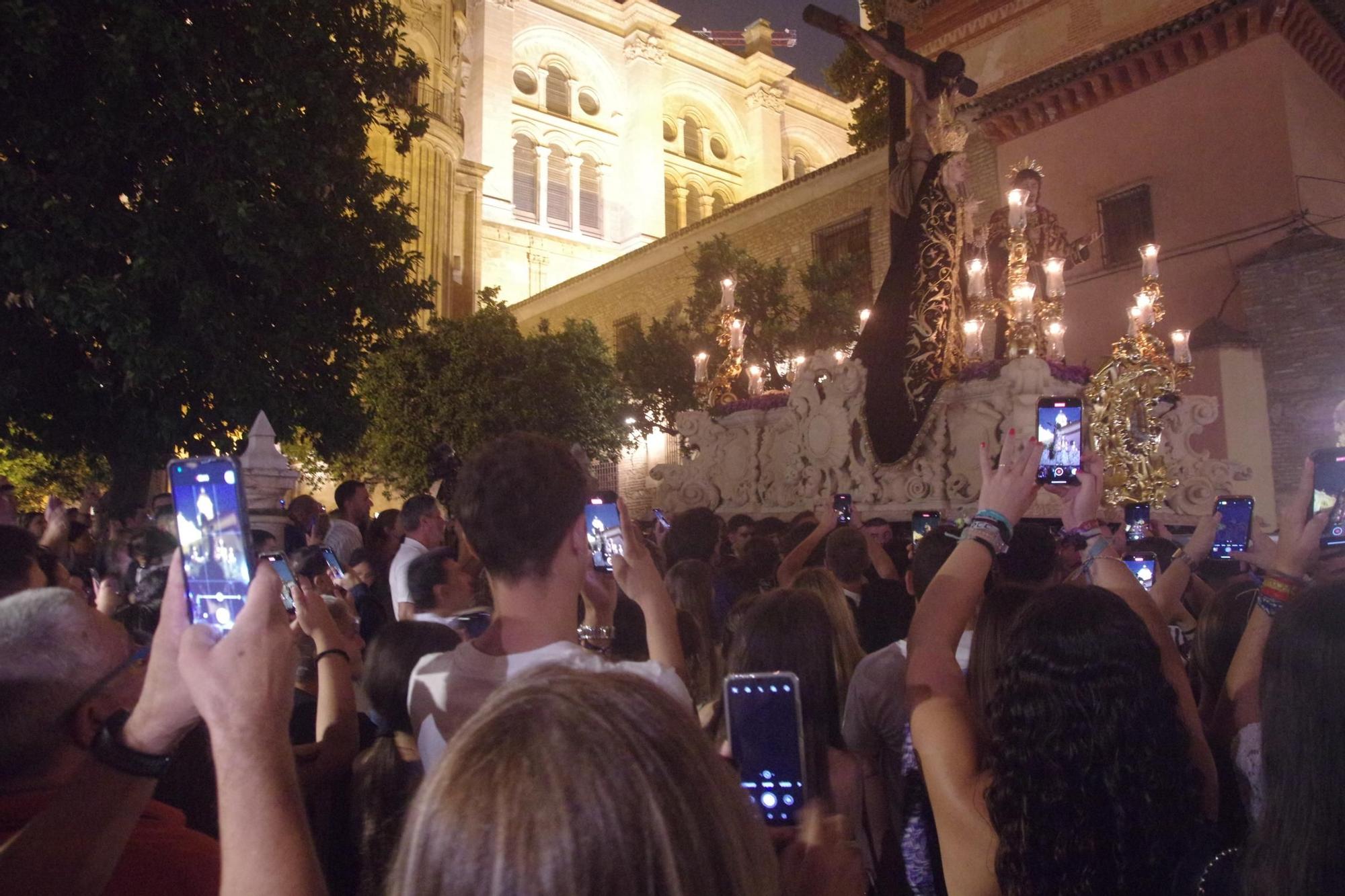 Procesión de la hermandad del Puerto de la Torre por el Centro de Málaga