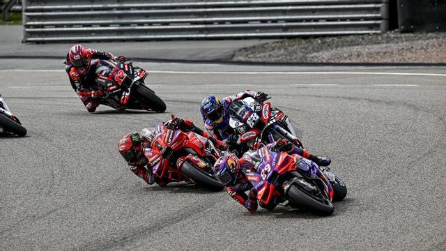 Jorge Martín (Ducati) i 'Pecco' Bagnaia (Ducati), durant el GP d'Alemanya