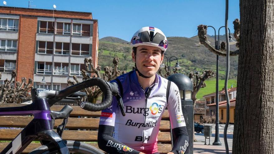 Sinuhé Fernández, ciclista: "La Vuelta a España es el objetivo más importante del año"