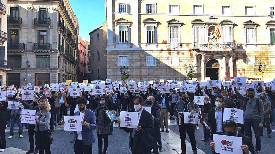 La manifestació d&#039;ahir, a la plaça Sant Jaume de Barcelona.