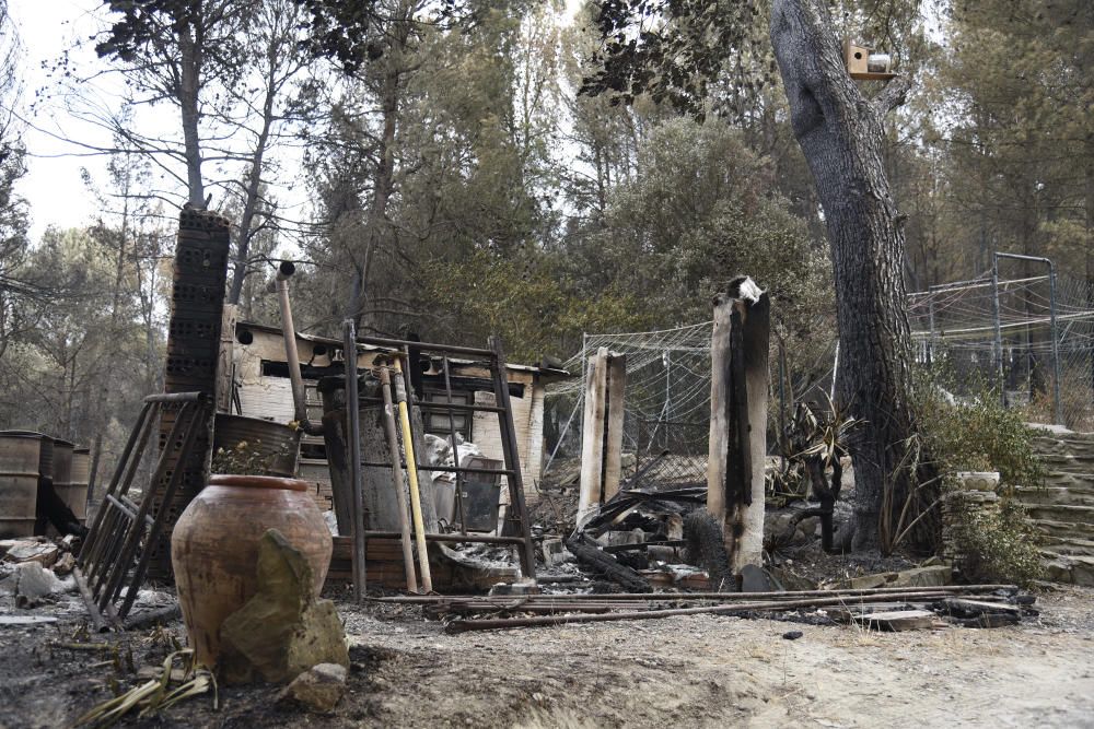 Els habitatges destruïts per les flames