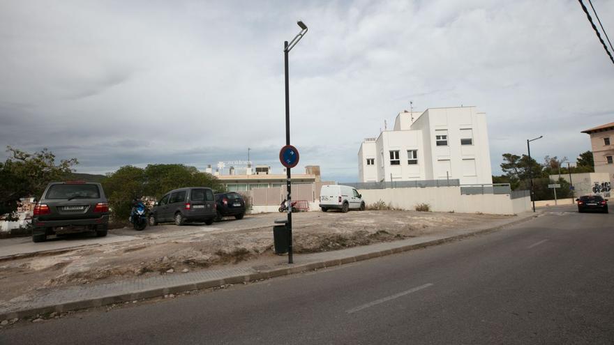 Defensa reclamará al Ayuntamiento de Ibiza los dos millones en que tasó la parcela de Puig des Molins que sacó a subasta