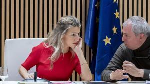 La vicepresidenta segunda y ministra de Trabajo y Economía Social, Yolanda Díaz, este jueves en una reunión con los agentes sociales. 