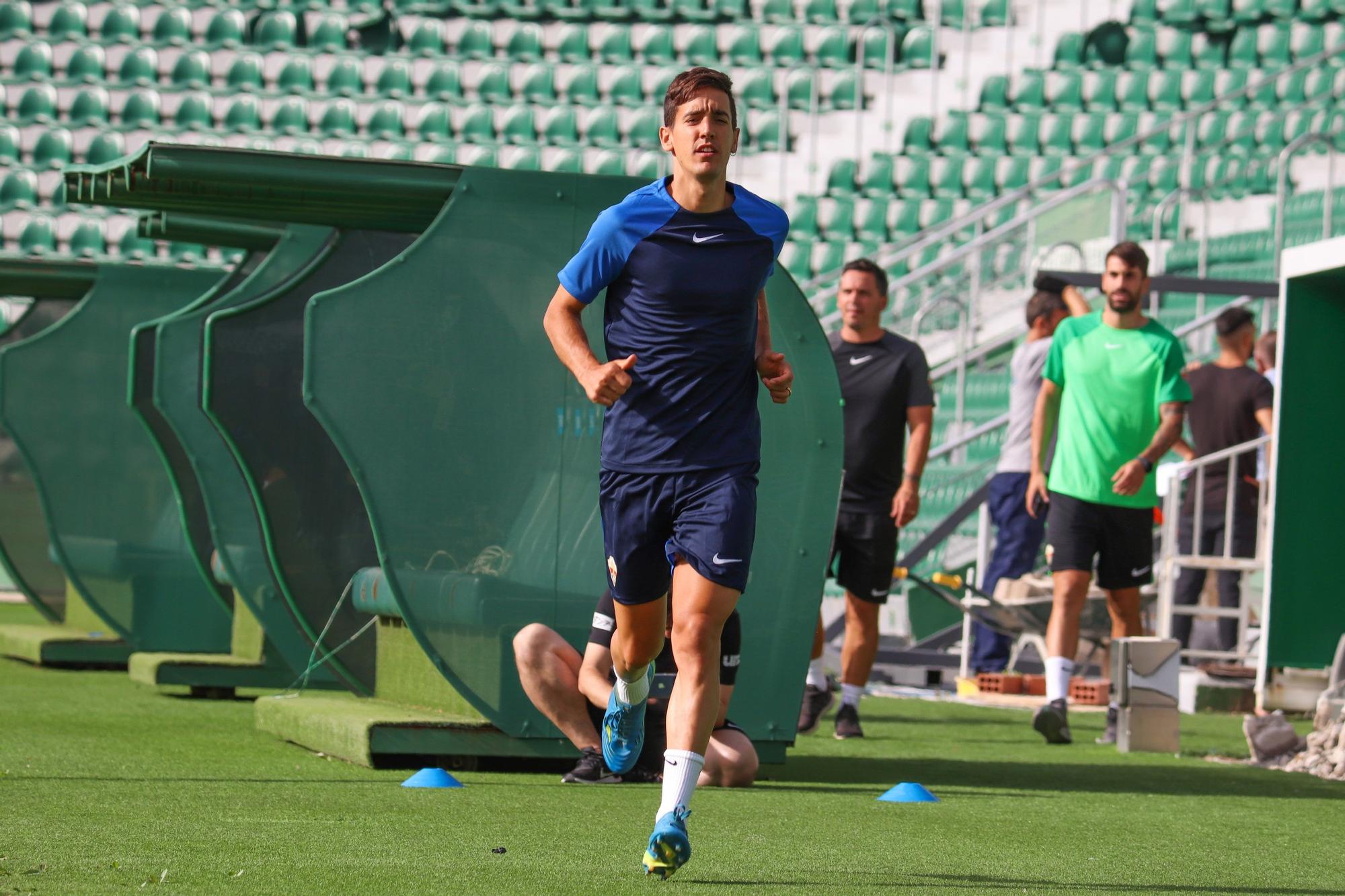 Primer día de trabajo del Elche centenario