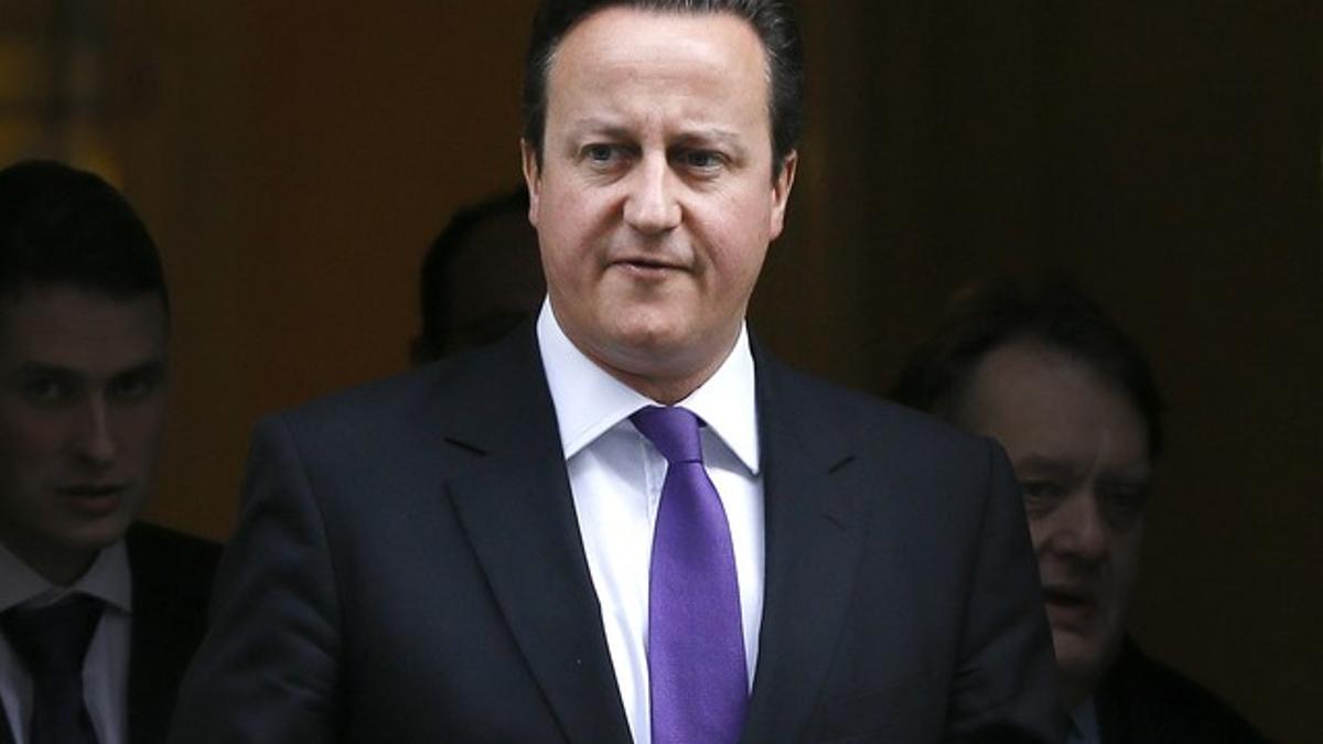 El primer ministro, David Cameron, sale de Downing Street, el pasado día 8.