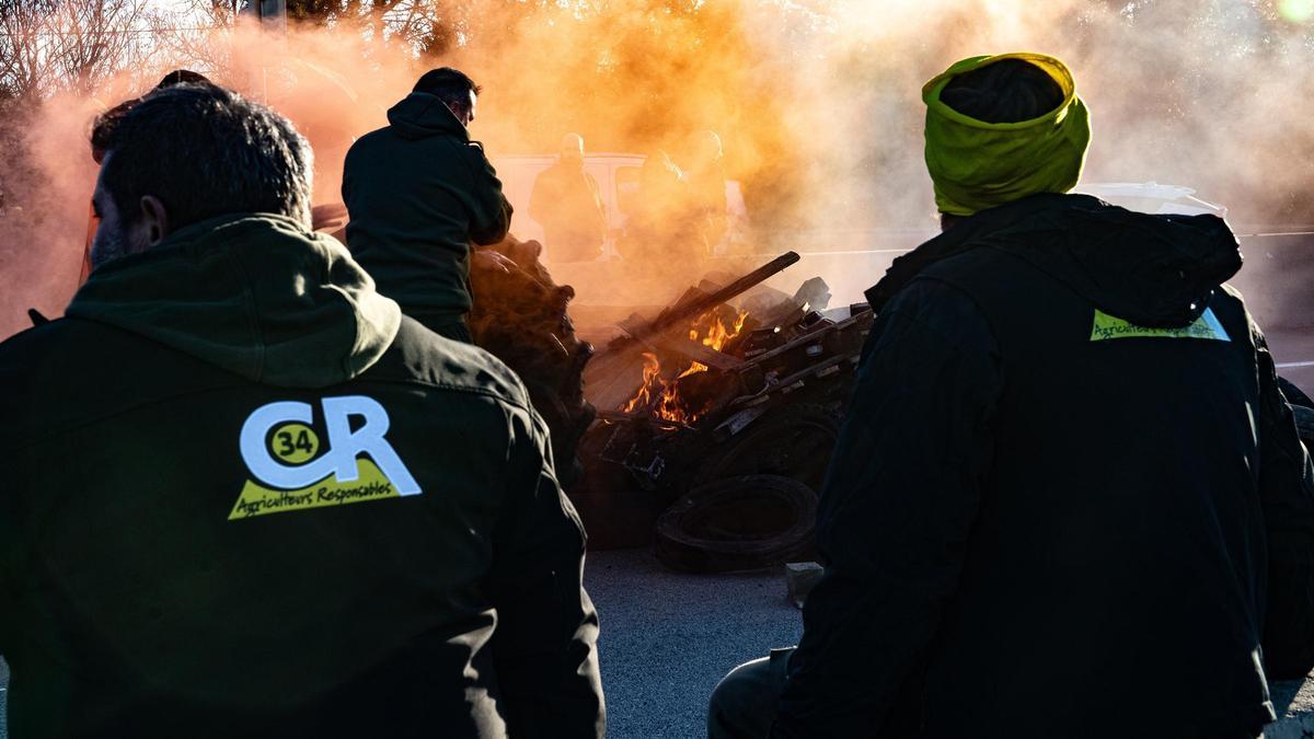 Las protestas de los agricultores y ganaderos se mantienen en pleno fin de semana