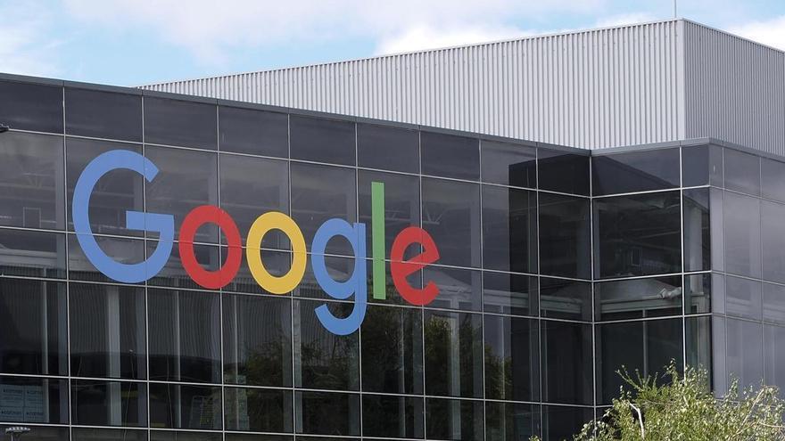 Alphabet venderá 80.000 millones de dólares en acciones para invertir en desarrollo de IA