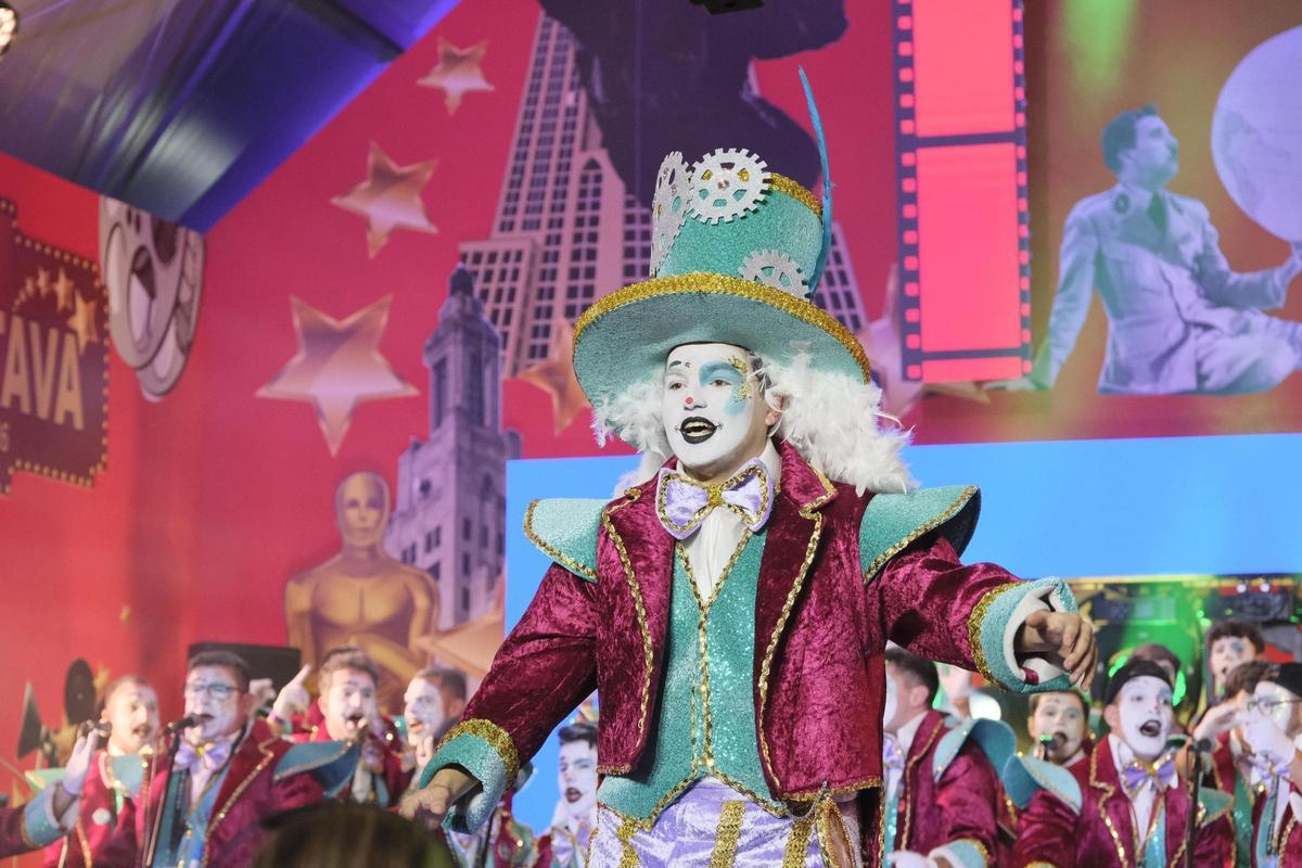 Trinkoso gozando sobre el escenario