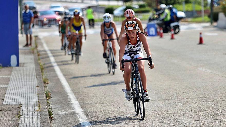 El triatlón vuelve a brillar en la ciudad con Pablo Dapena y Anneke Jenkins